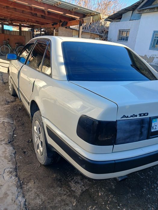 Продаётся Ауди100ц4