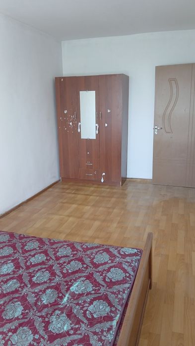 Сдам квартиру двухкомнатную