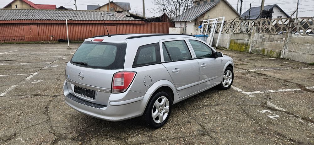 Opel astra 2009 /1.7 diesel 6 trepte