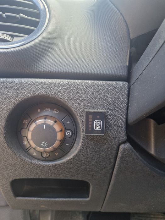 Opel Corsa D 2009 | AUTOMATĂ | 1.4 Benzină + GPL | 90 CP