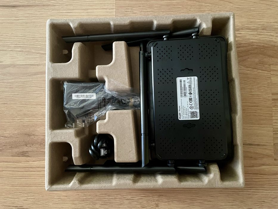 Wi-Fi рутер Ruijie Reyee RG-EW1200G