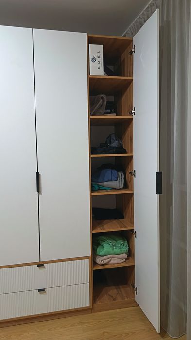 Продам спальный гарнитур