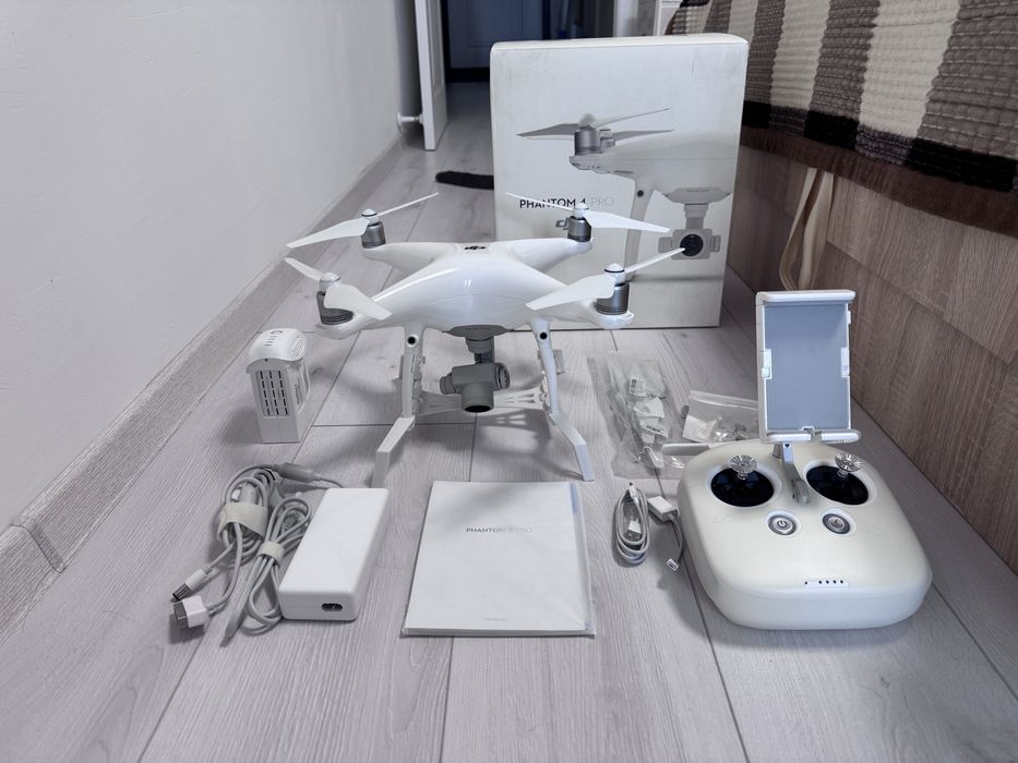 Продам квадрокоптер DJi Phantom 4 Pro