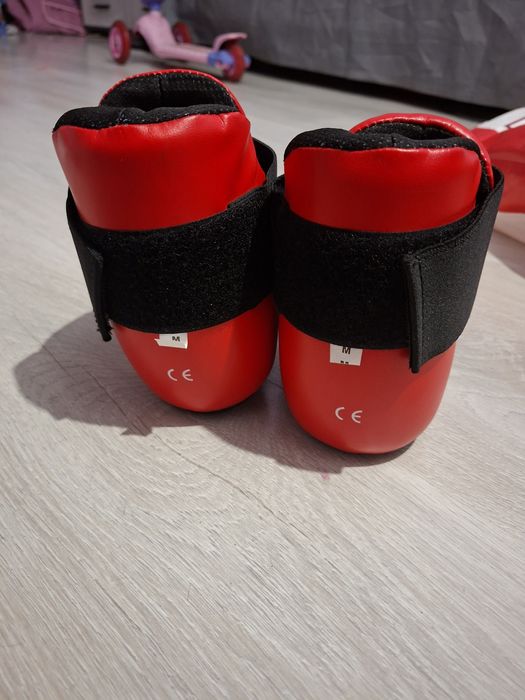 ВНИМАНИЕ!! СУПЕР ЦЕНА Протектори за крака Таеклон-до ITF