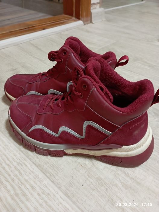 Ботинки на девочку