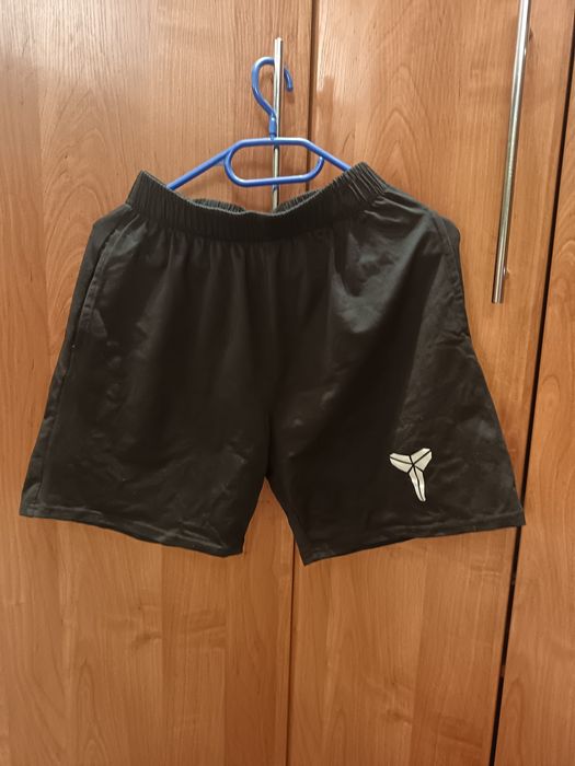 Рашгард 5 в 1. На мальчика 8-10 лет