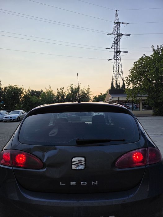 Vând seat leon 1p