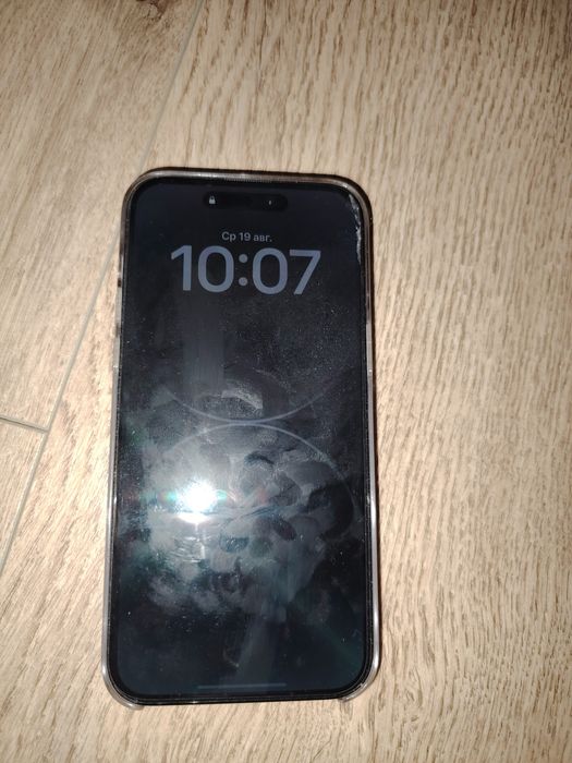 Продам Айфон 14 про макс