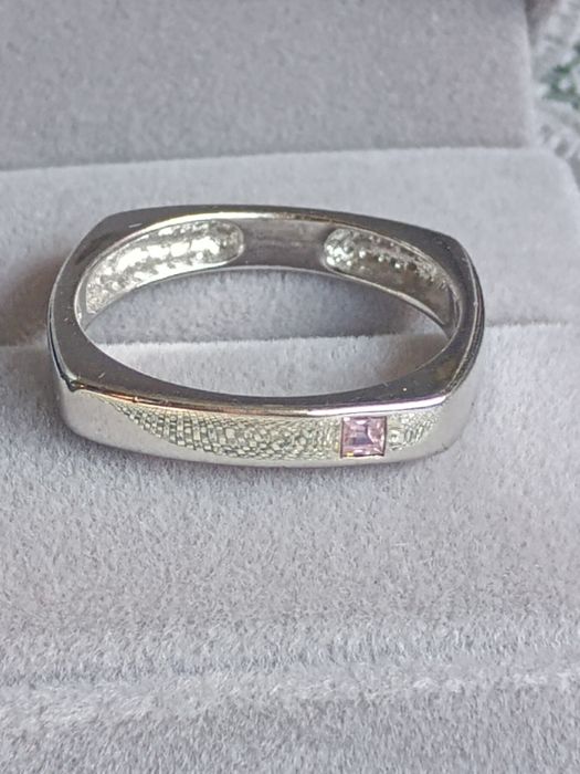 Сребърен пръстен с натурален Розов Сапфир