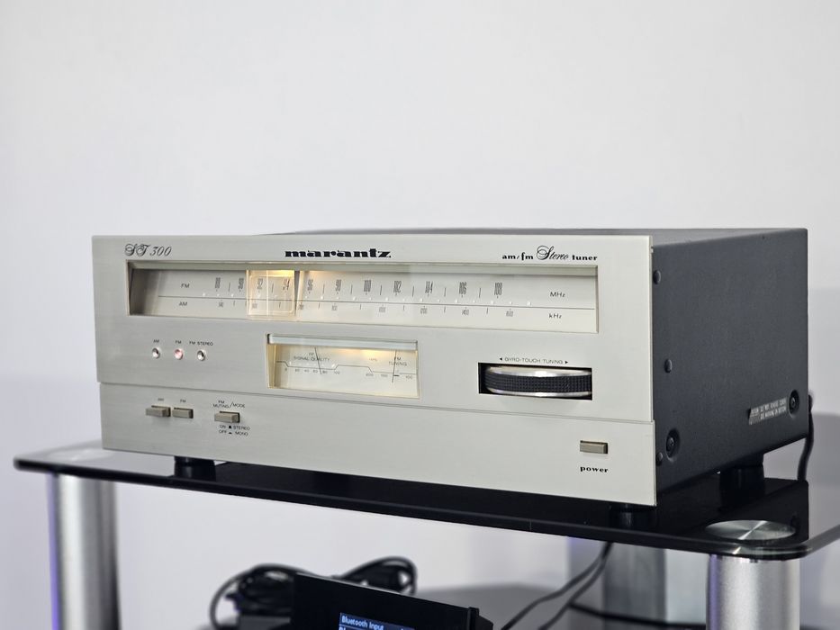 Tuner stereo Marantz ST300