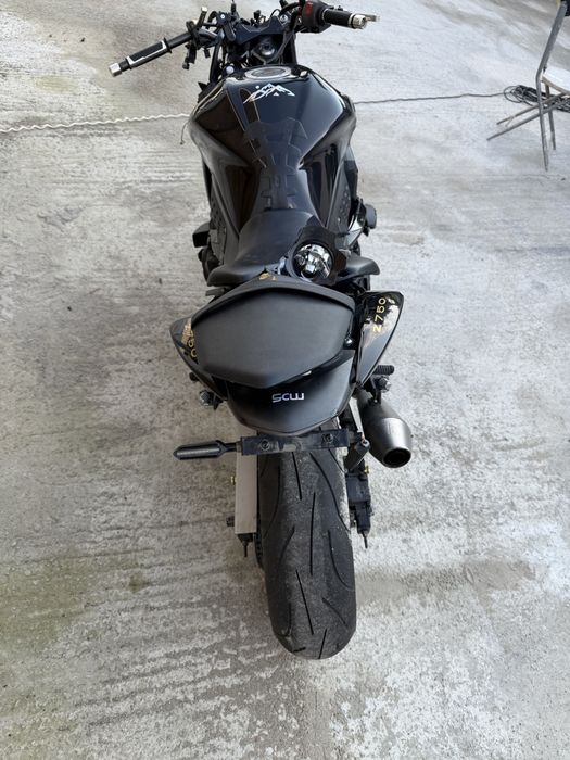 Kawasaki Z750 avariat