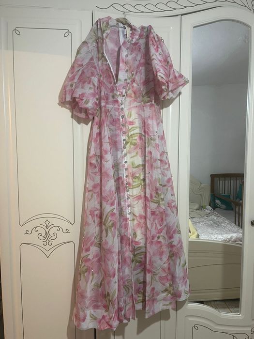 Продам платье вечерние