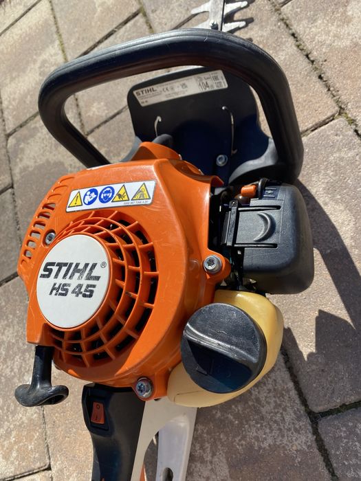 Foarfeca - motofoarfeca STIHL HS 45 gard viu -arbusti