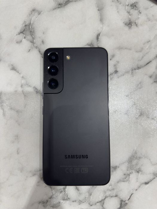 Продам samsung s22