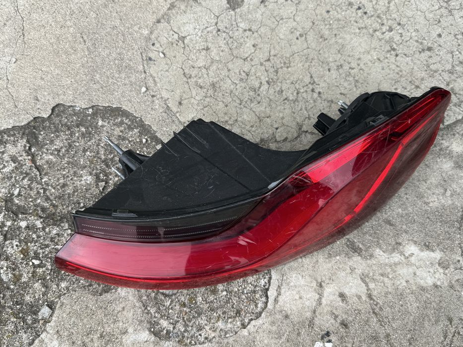 Десен стоп за Bmw G02