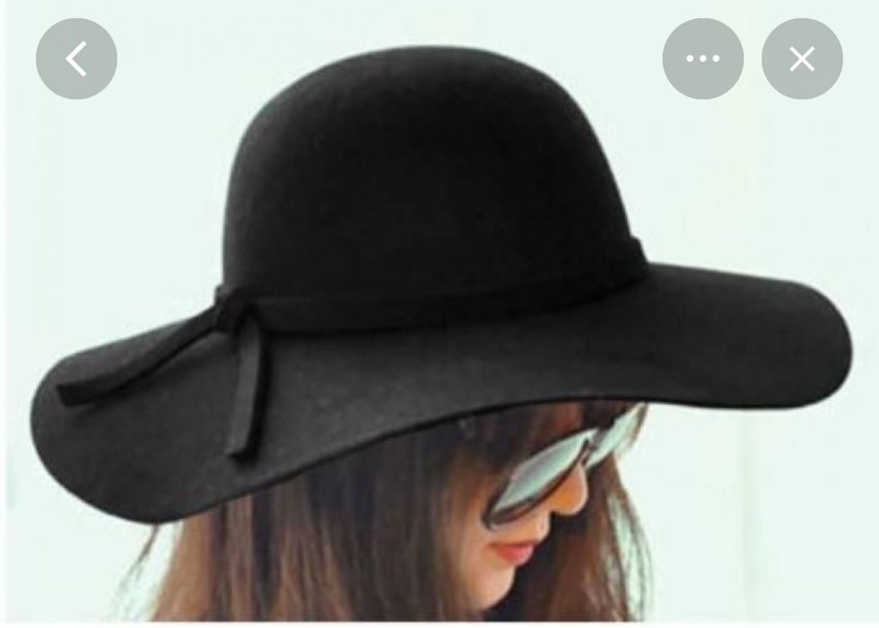 Дамска шапка, капела