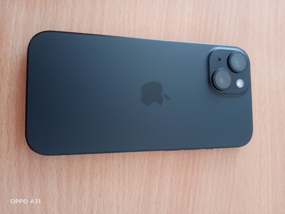 Продам Iphone 15, 128