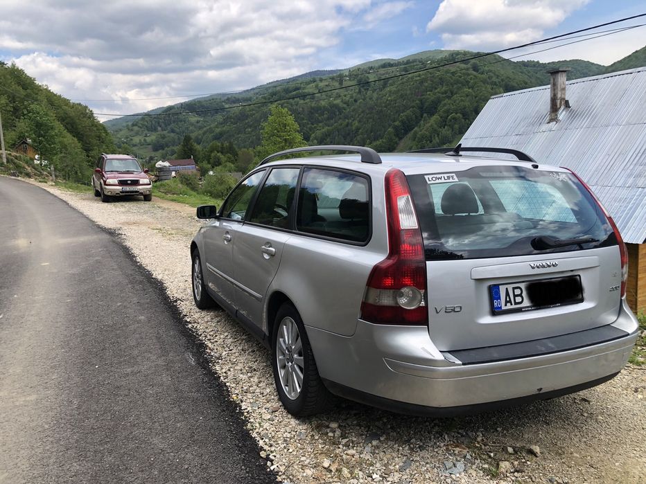 Volvo v50 2004 2.0D 136cp
