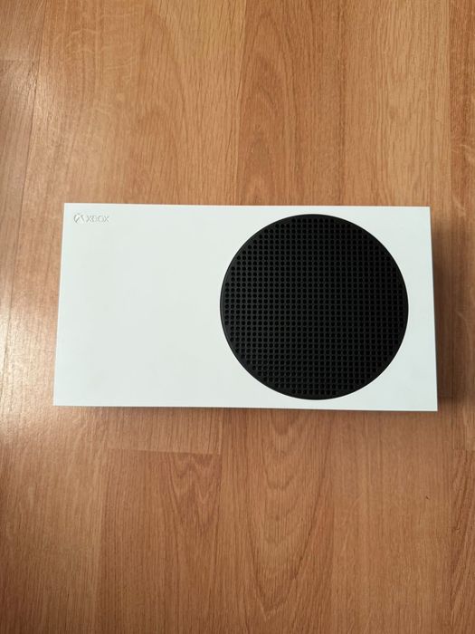 Продавам xbox series s