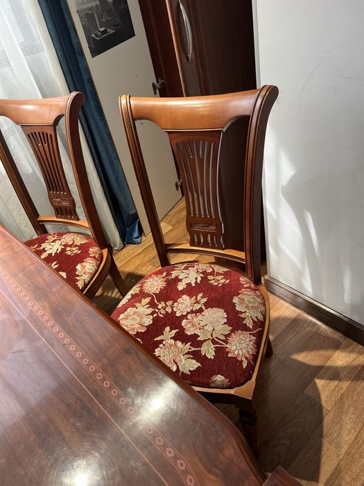 Стол + 8 стульев б/у