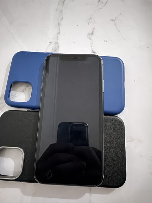 Айфон 11 64 гб сост хорошее