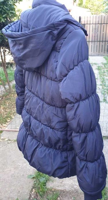 Scurta iarna pentru femei, cu gluga, marimea 12/M