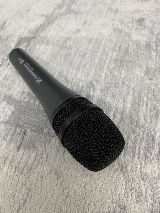 Sennheiser 835 и 855 микрофон вокальный