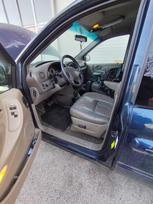Chrysler Grand Voyager 3.3 L