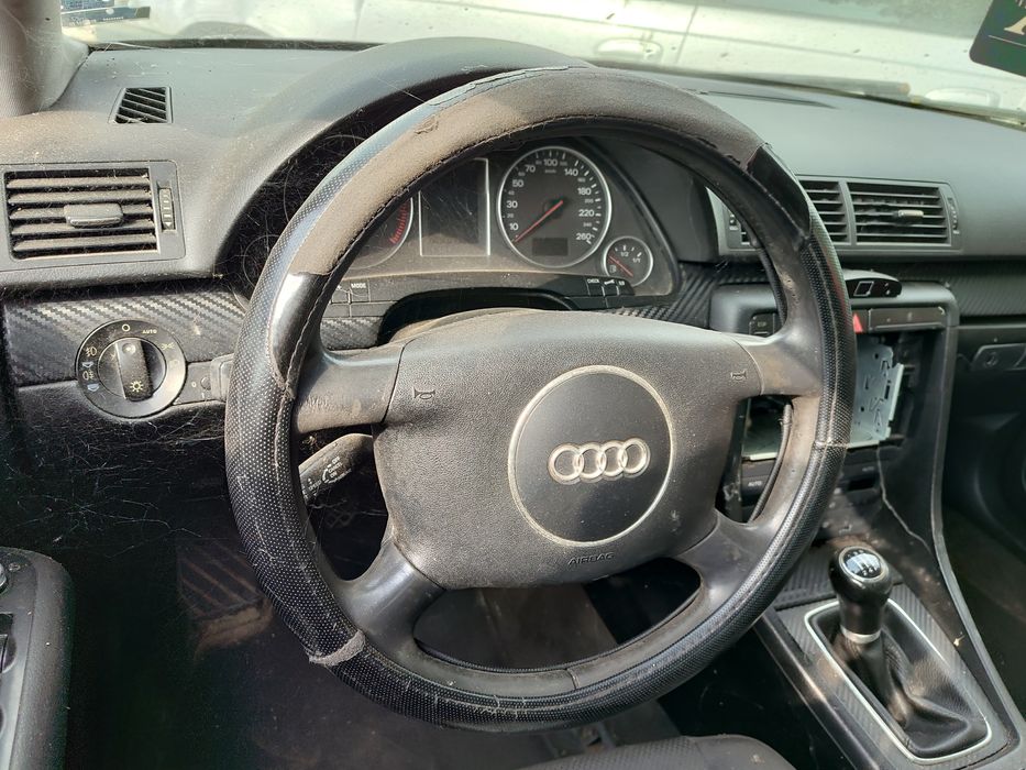 Ауди А4 Б6 2.0  и 1.9 на части