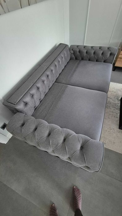 Дизайнерски диван 2 броя - капитонирани