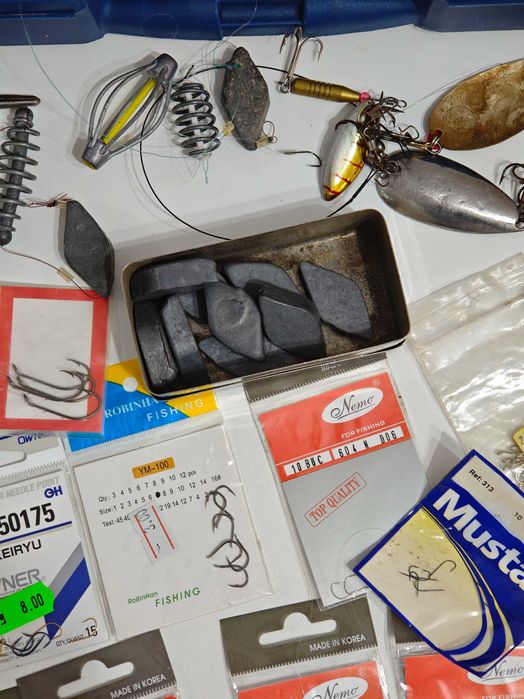 Trusă completă de pescuit – lansete, mulinete, accesorii