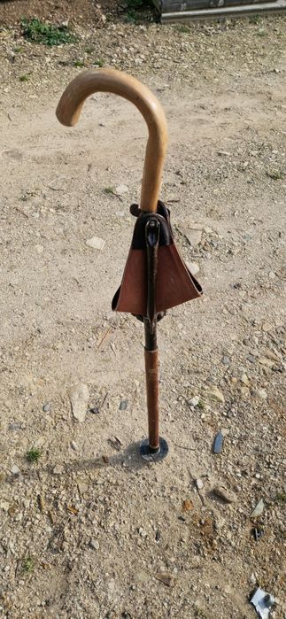 Сгъваемо столче бастунче