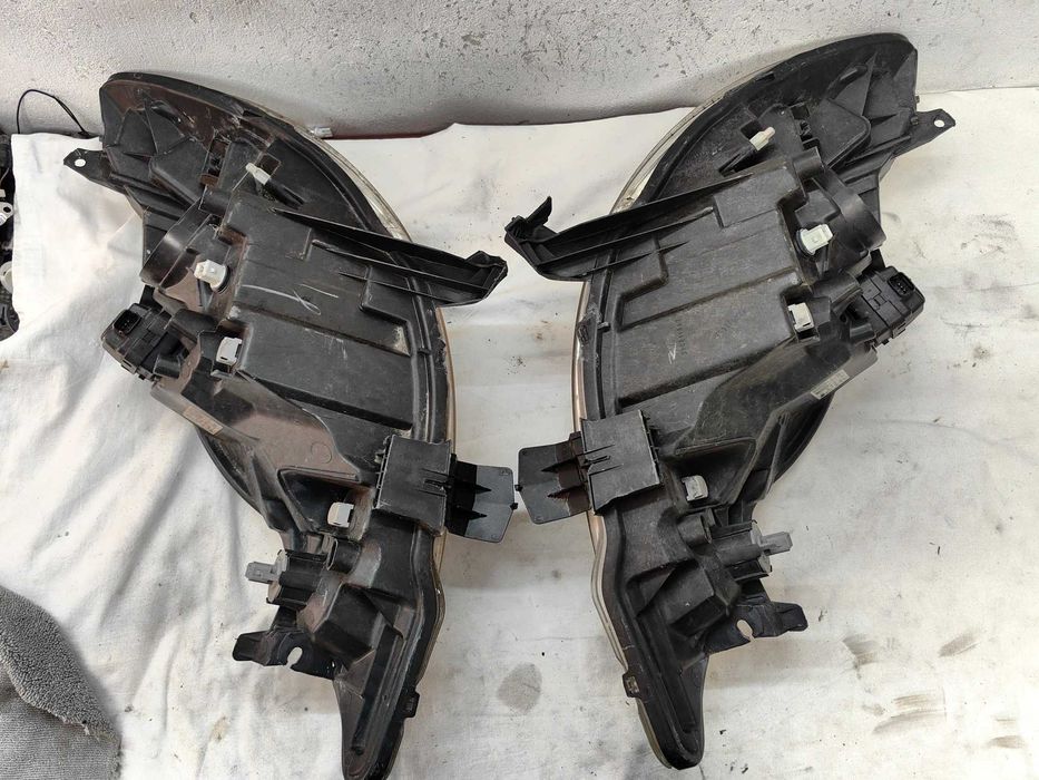 Оригинални фарове Пежо 107  Peugeot 107