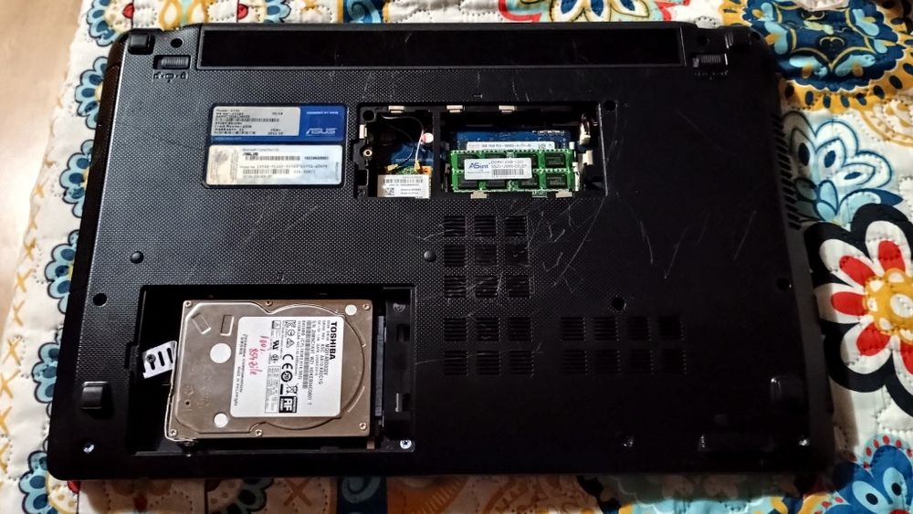 Laptop scoala office media jocuri Asus X53 AMD 3ghz 4gb ram hdd 320gb baterie 3 ore stare buna