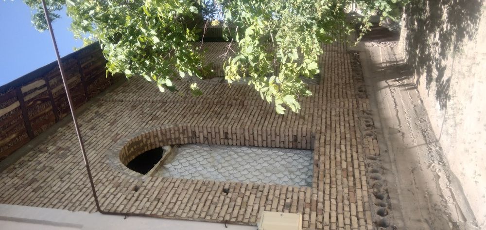 Сурочна 6 сотук каропка .саноат махаласида сотилади