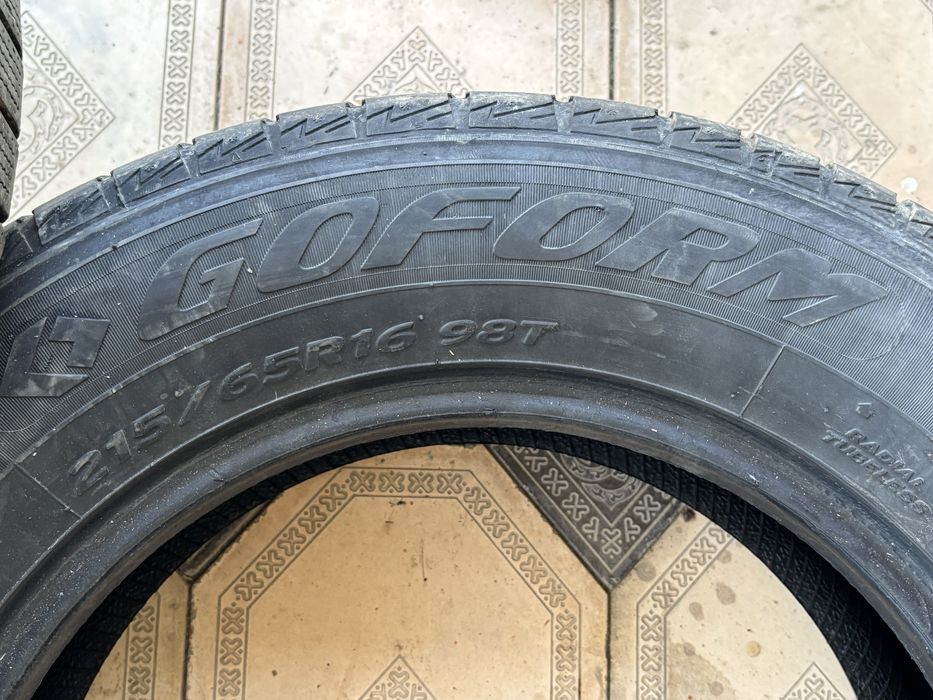 Продам зимные шины