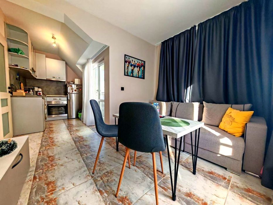 Дава се под наем Двустаен апартамент в Бургас, Център - 52 кв.м за 548.25 € - Снимка #8