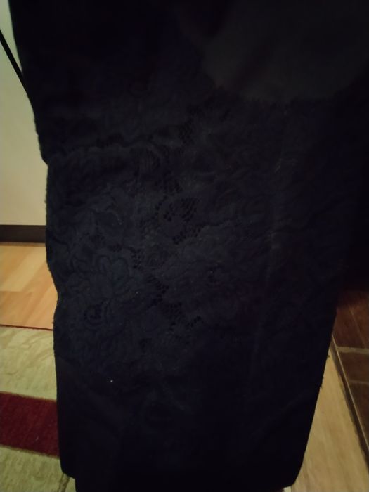 Продам плащ. Черного цвета