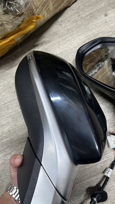 Зеркло есть Changan CS 35