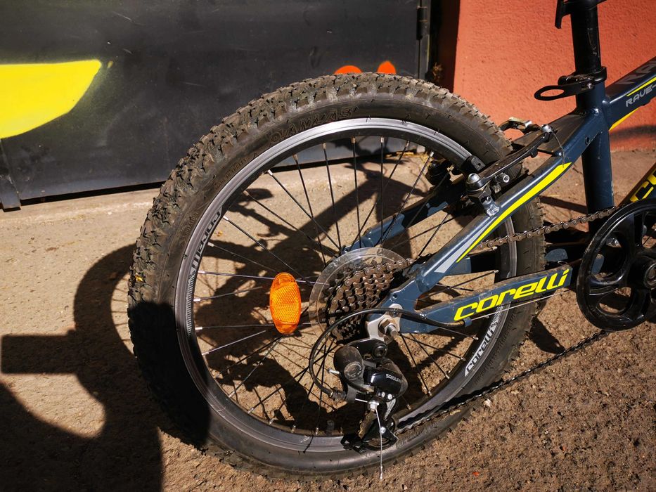 Продавам детско колело Corelli Rave 20'' + тротинетка за 350лв подарък