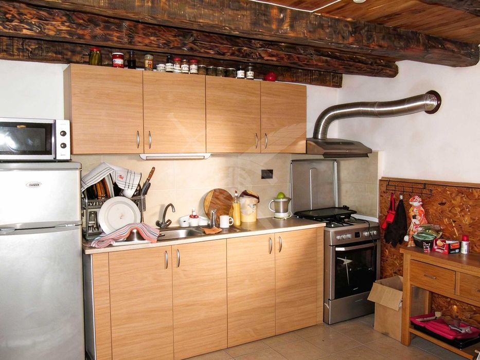 Продава се Къща в с. Брягово, Област Пловдив - 220 кв.м за 418 €/кв.м - Снимка #2