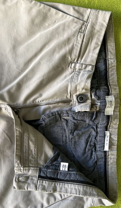 Esprit pantaloni chino barbati, marime 31/32