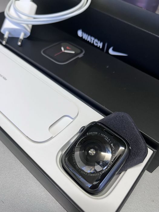 Часовник apple watch nike S5