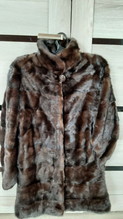 Продам норковую шубу