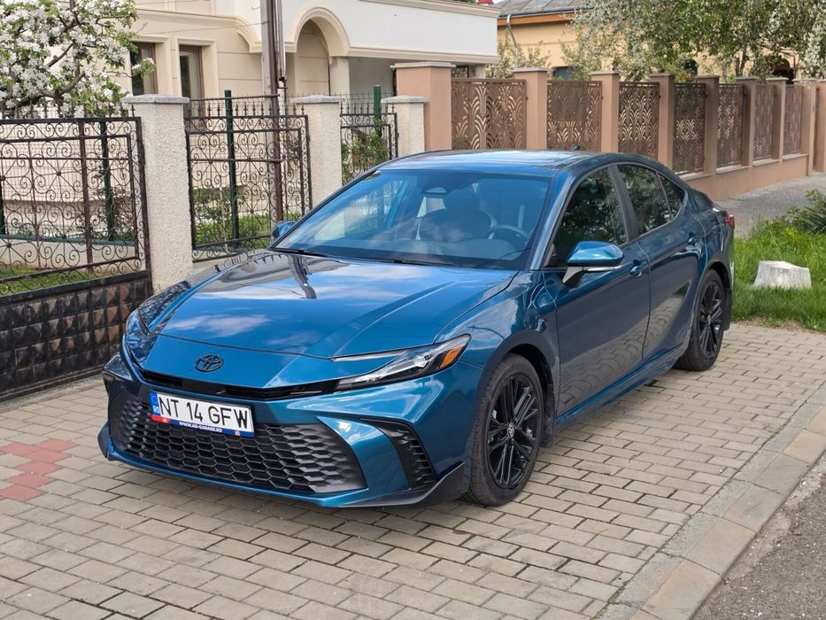 Toyota Camry 2.5 Hybrid Executive XSE 2025