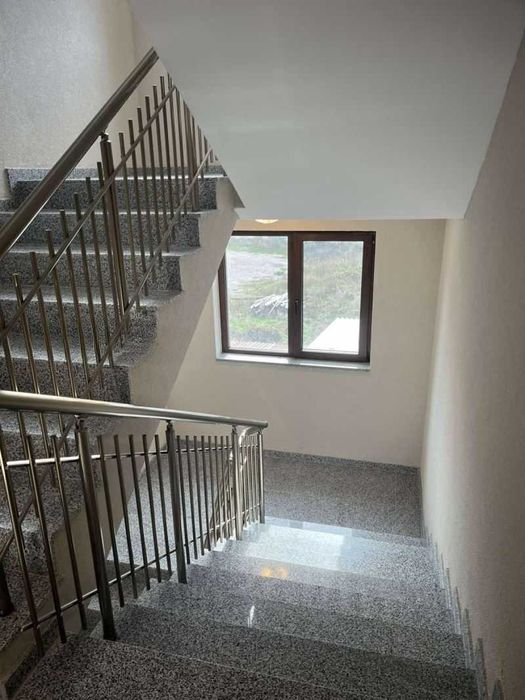 Тристаен апартамент за продажба в кв. Хаджи Димитър