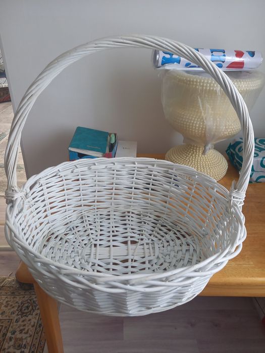 Продам корзины новые