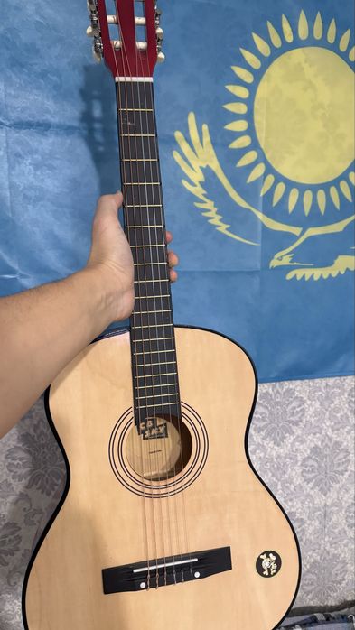 Гитара 6 струнная детская