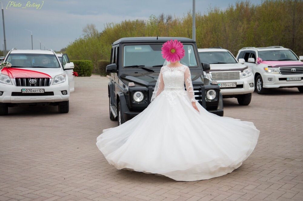 Свадебное платье