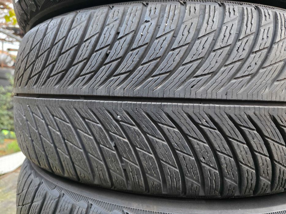 4бр Зимни гуми 225 55 18 - Michelin